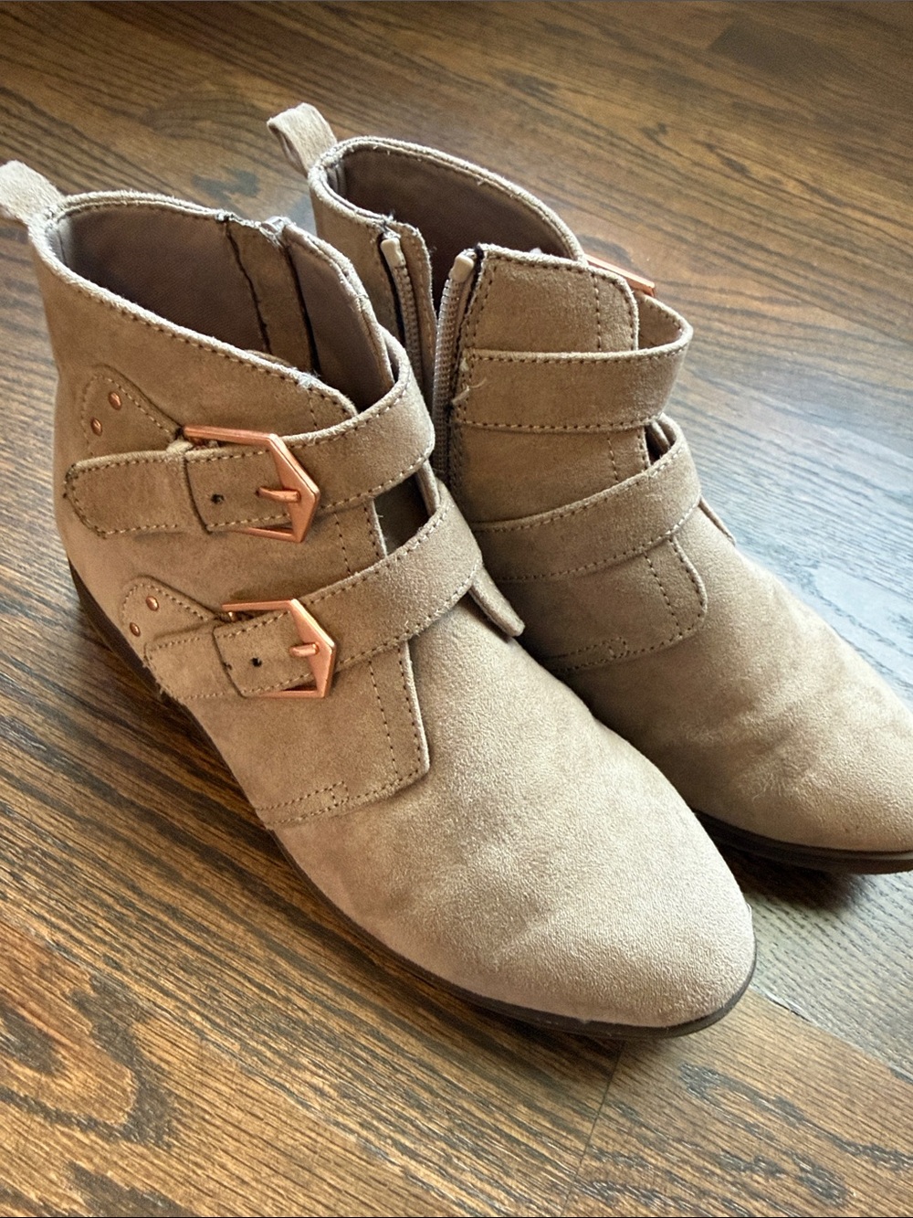 LIKE NEW Girls Taupe Suede Ankle Boots with Rose Gold Buckles